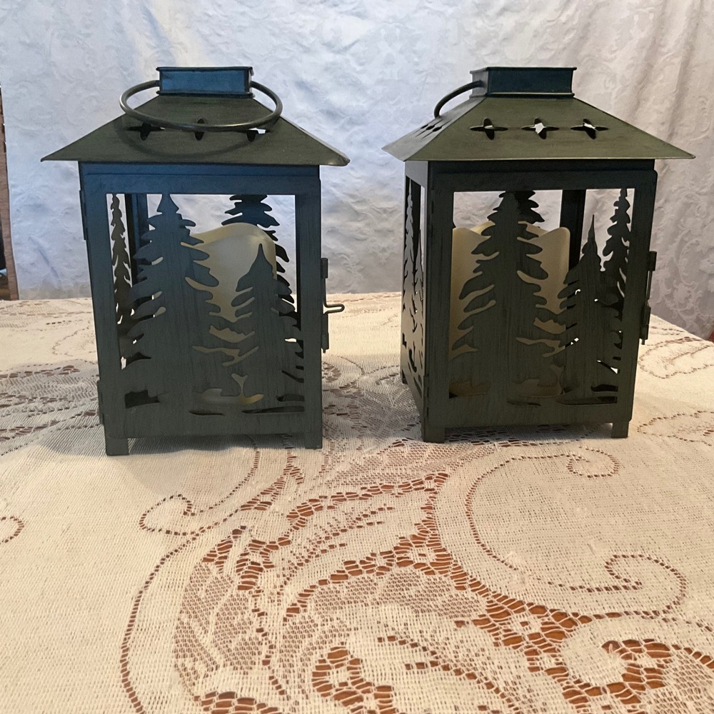 Set of 2 Rustic Green Metal Pine Tree Lanterns Battery Powered‎ Candles